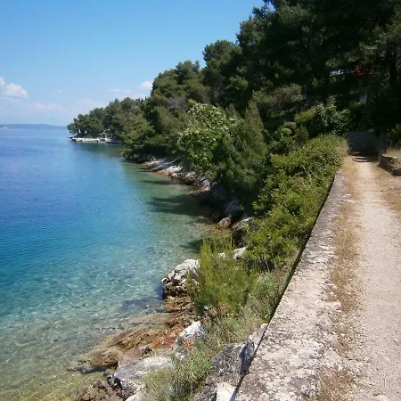 Ilas Dugi Otok 萨利