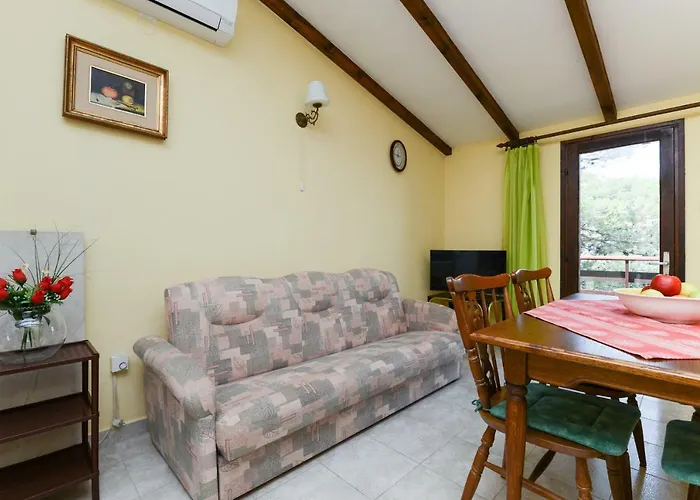 Ilas Dugi Otok * סאלי