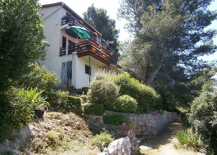 Ilas Dugi Otok 아파트 *