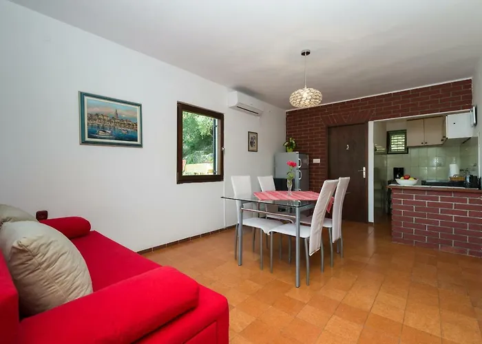 Ilas Dugi Otok 아파트 살리