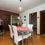 Ilas Dugi Otok דירה *